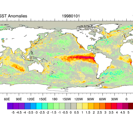 SST data: NOAA High-resolution (0.25x0.25) Blended Analysis of Daily SST and Ice, OISSTv2